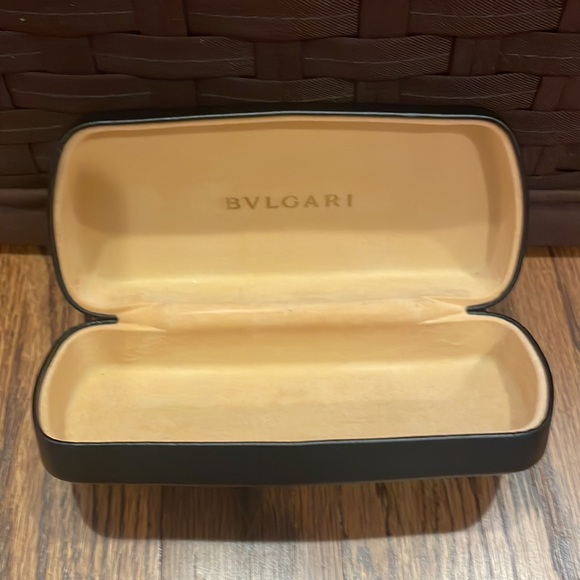 Bulgari glasses case - Picture 2 of 2